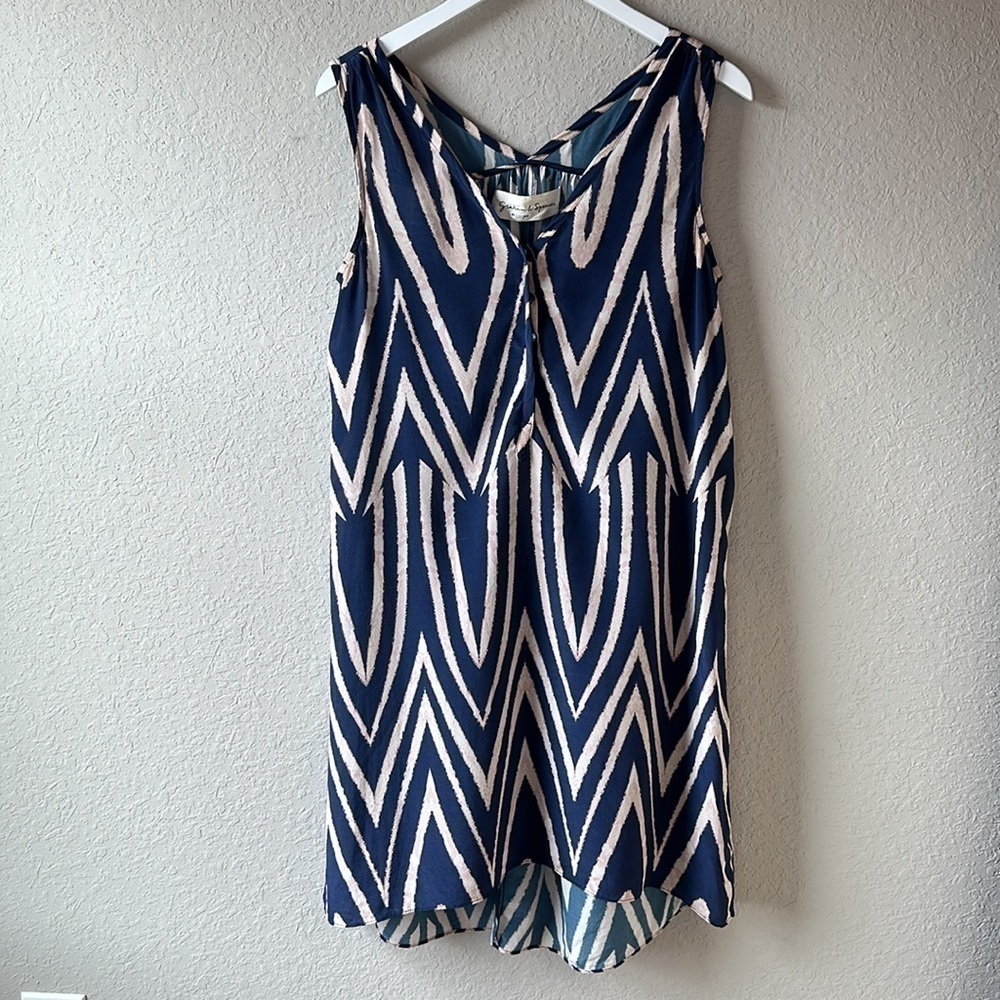 Graham & Spencer 100% Silk Sleeveless Dress‎ Size M